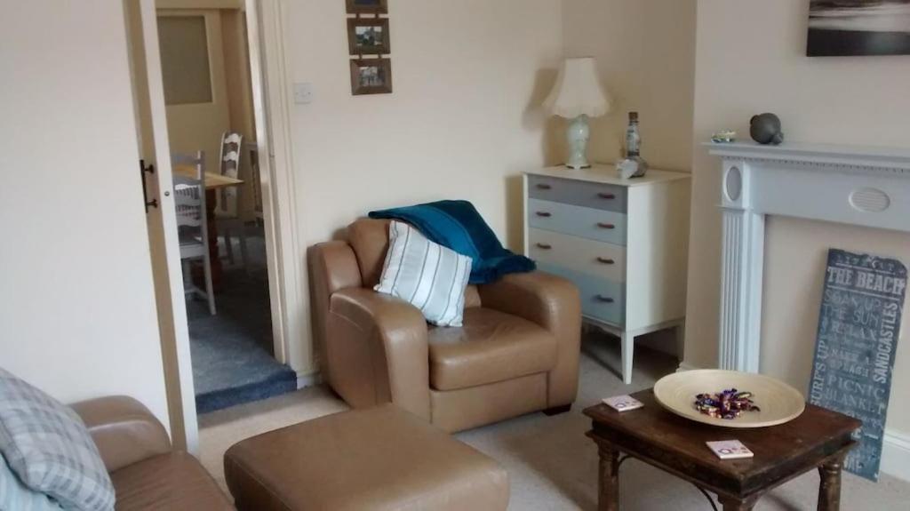 Apartamento A Summer Place - Spacious Maisonette, Central Whitby, Sleeps 4, Close To Amenities *